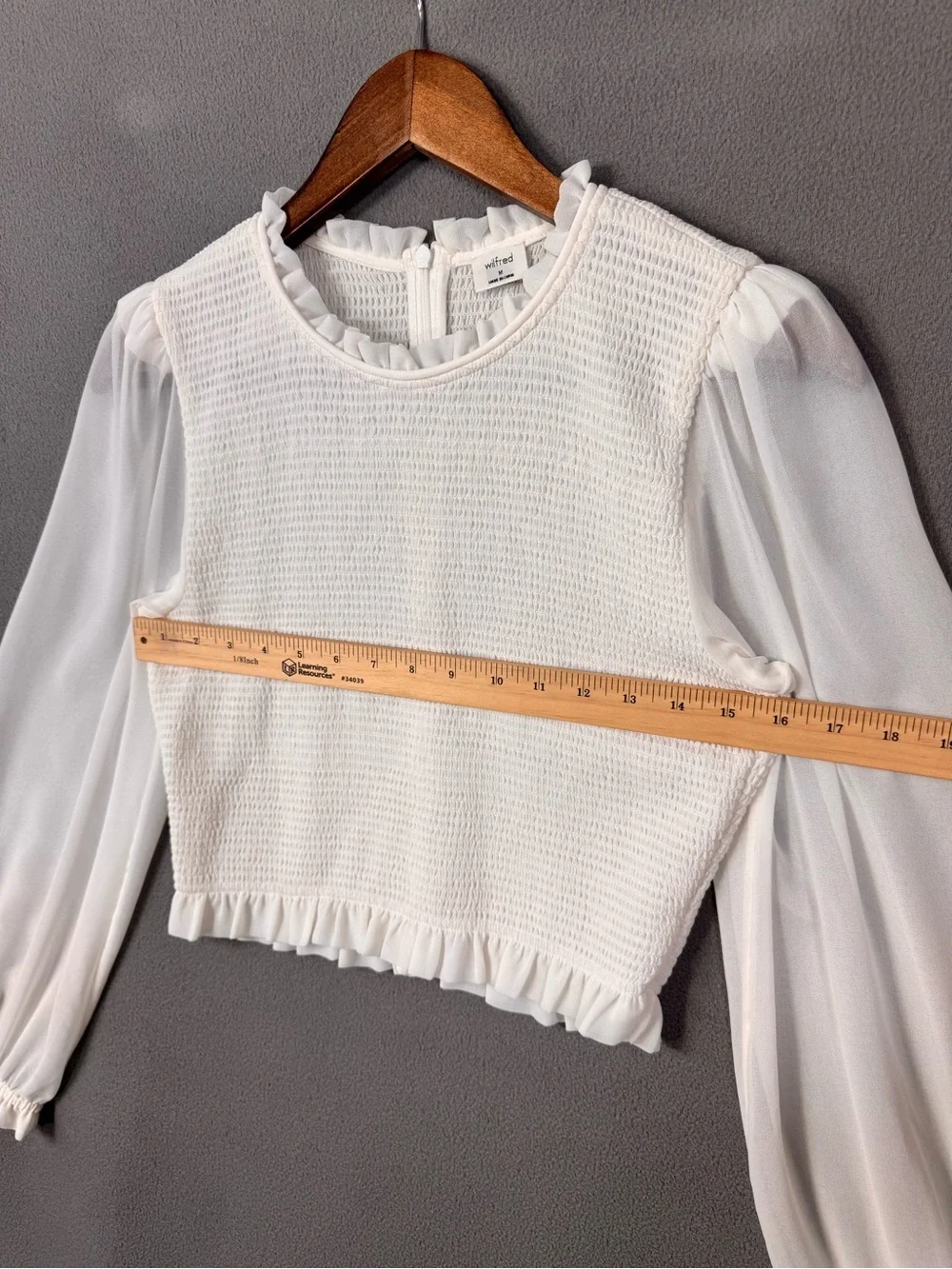 Aritzia Wilfred Tempest Blouse Top Ruffle Off White Smocked Puff Sheer Sleeves,M